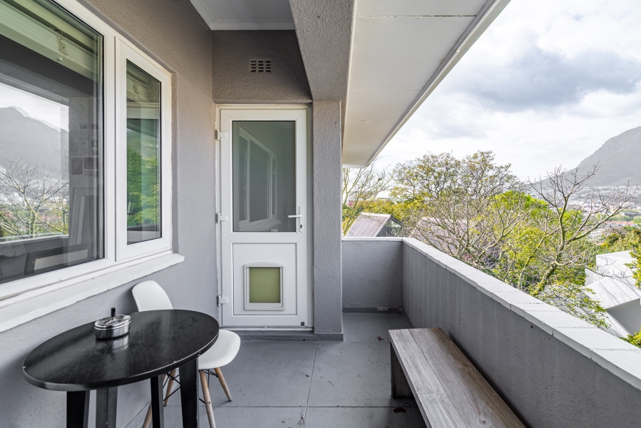 2 Bedroom Property for Sale in Tamboerskloof Western Cape